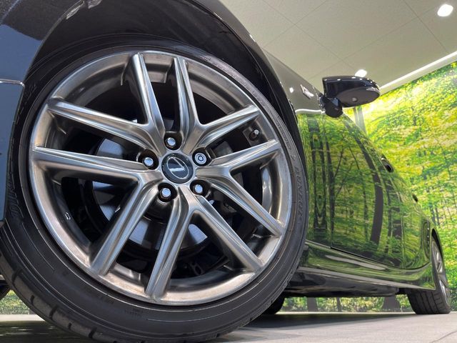 TOYOTA LEXUS IS300h 2013