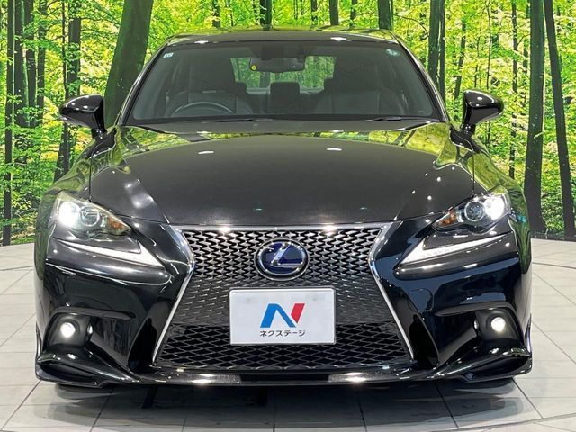 TOYOTA LEXUS IS300h 2013