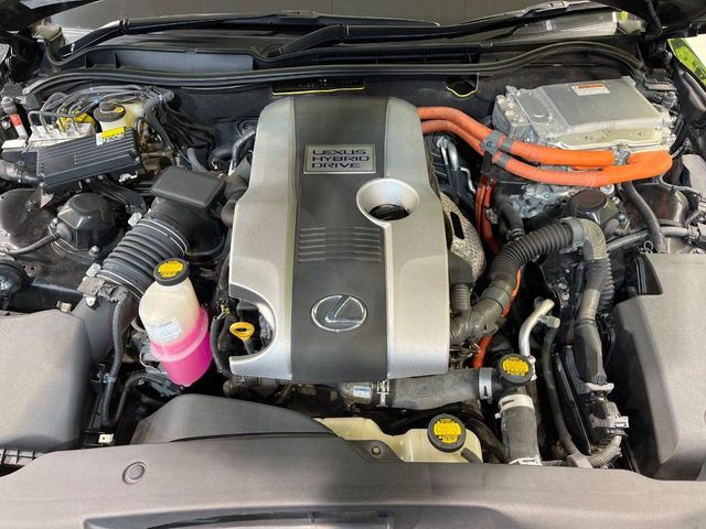 TOYOTA LEXUS IS300h 2013