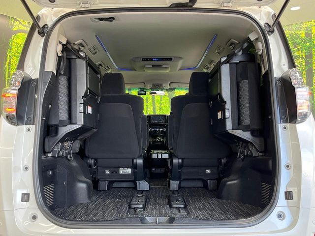 TOYOTA VELLFIRE 2015