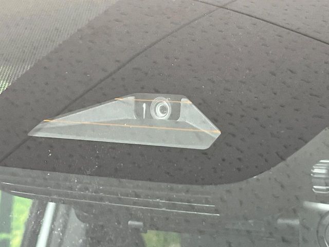 TOYOTA NOAH HYBRID 2023