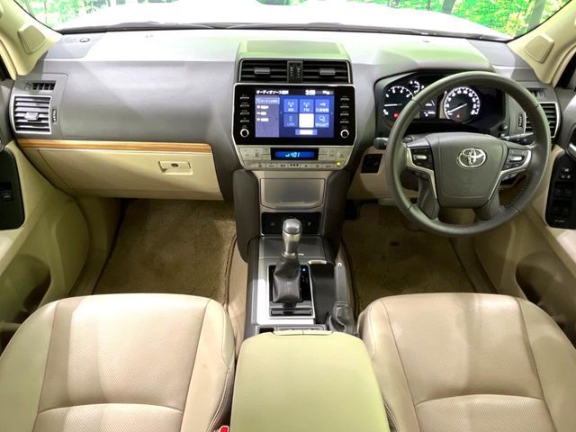 TOYOTA LANDCRUISER PRADO 2023