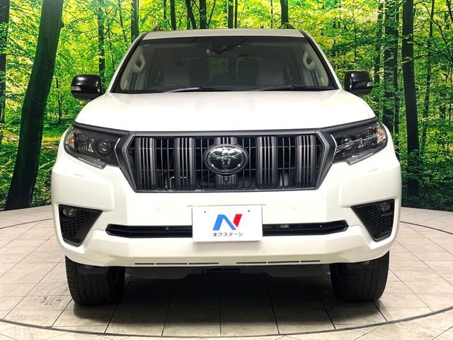 TOYOTA LANDCRUISER PRADO 2023