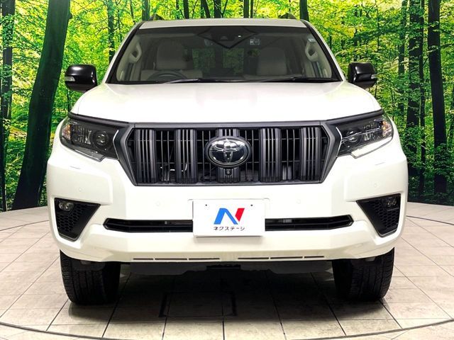 TOYOTA LANDCRUISER PRADO 2022