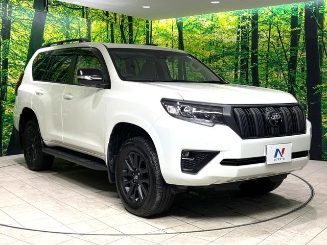 TOYOTA LANDCRUISER PRADO 2022
