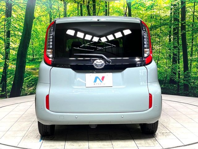 TOYOTA SIENTA 2023