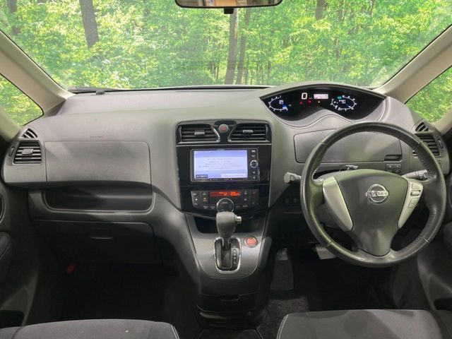 NISSAN SERENA  S-HYBRID 2014