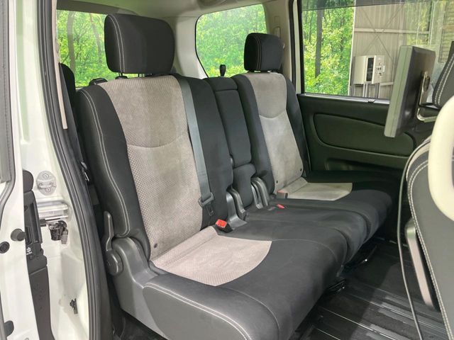 NISSAN SERENA  S-HYBRID 2014