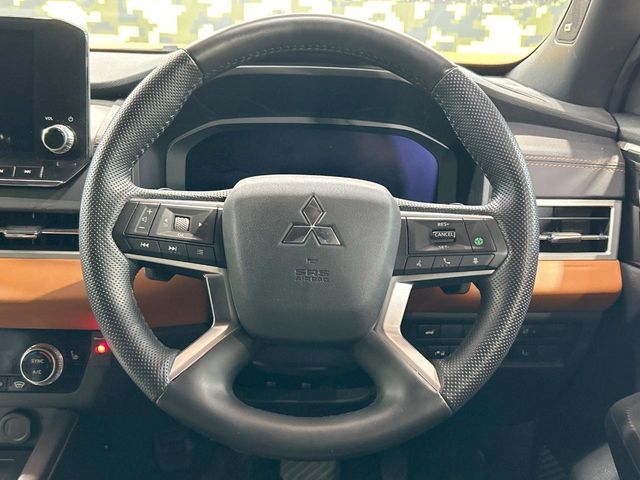 MITSUBISHI OUTLANDER PHEV 2023