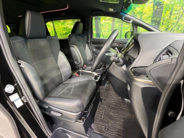 TOYOTA ALPHARD 4WD 2021