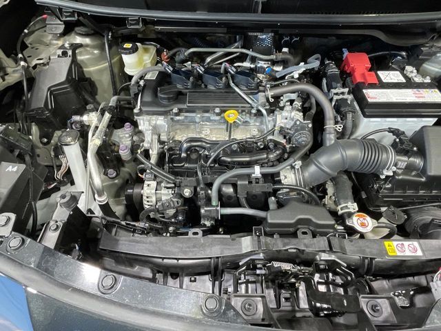 TOYOTA YARIS CROSS 2025