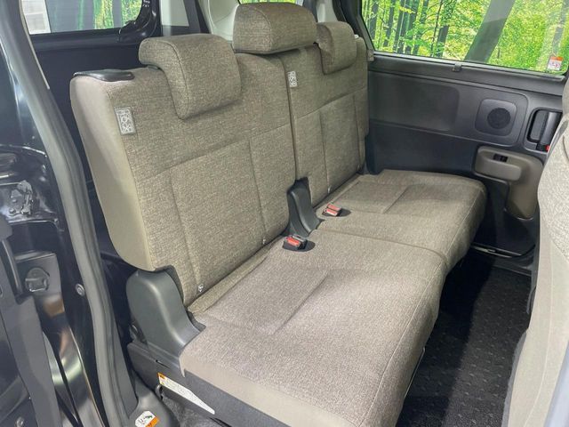 TOYOTA SIENTA HYBRID 2022