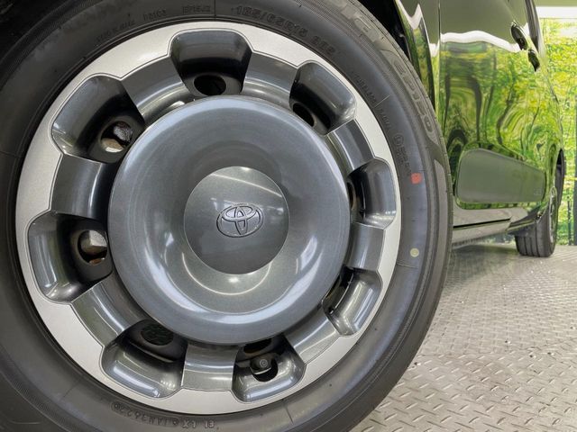 TOYOTA SIENTA HYBRID 2022