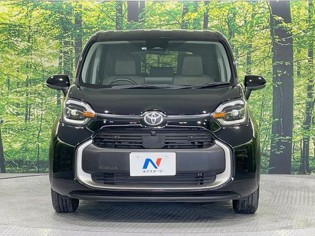 TOYOTA SIENTA HYBRID 2022