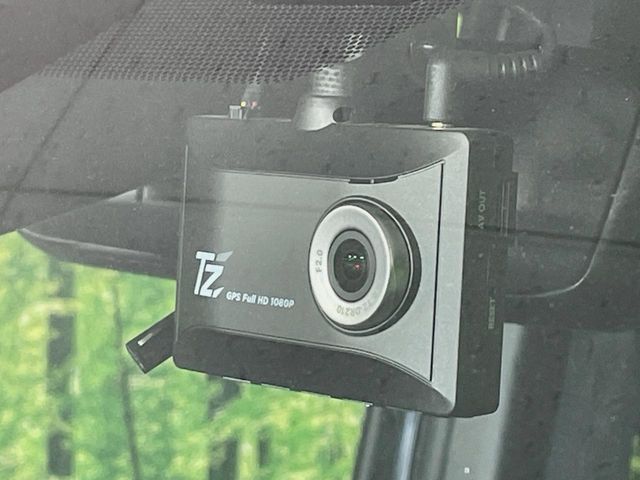 TOYOTA NOAH HYBRID 2023