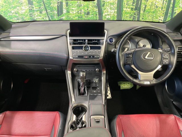 TOYOTA LEXUS NX300h 2018