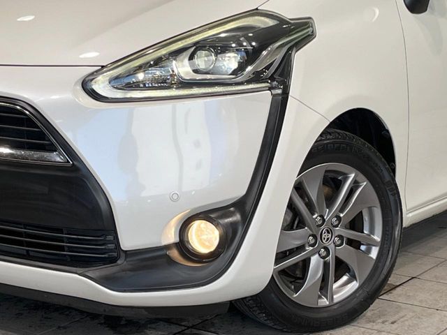 TOYOTA SIENTA 2016