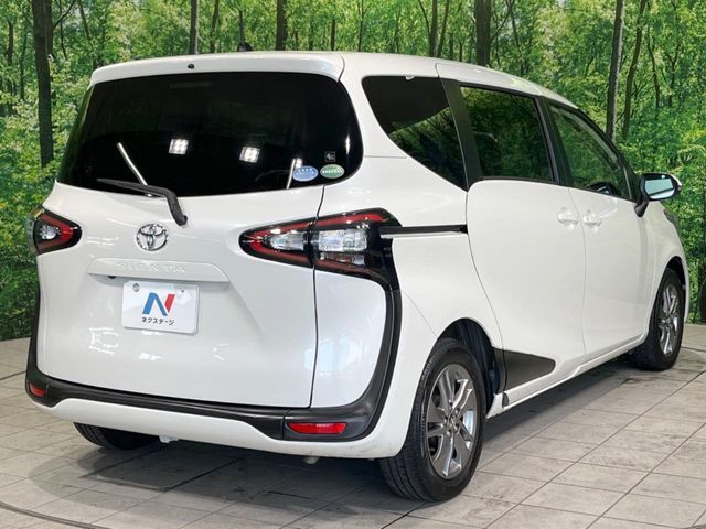 TOYOTA SIENTA 2016