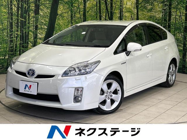 TOYOTA PRIUS 2011