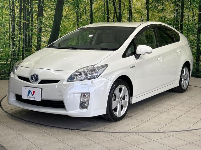TOYOTA PRIUS 2011