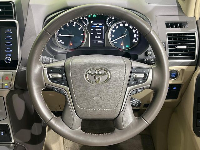 TOYOTA LANDCRUISER PRADO 2023