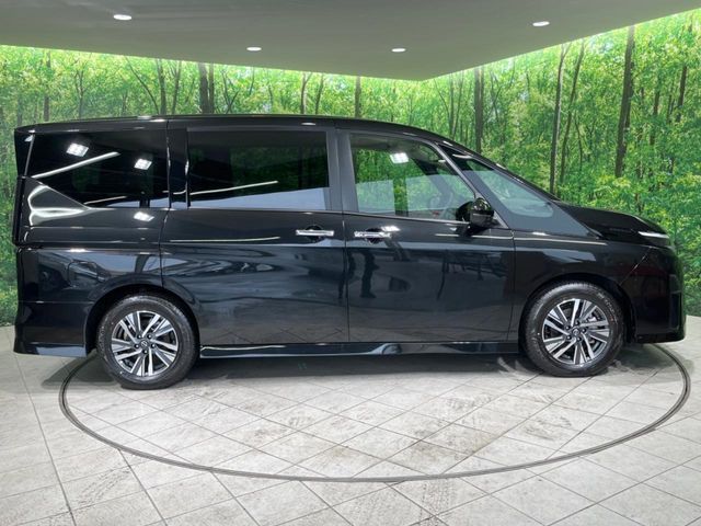 NISSAN SERENA  WG 2023