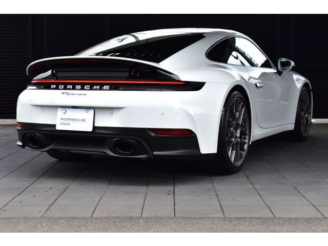 PORSCHE PORSCHE 911 2025