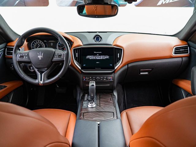 MASERATI MASERATI GHIBLI Sedan 2023