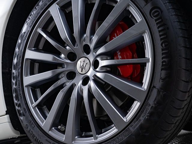 MASERATI MASERATI GHIBLI Sedan 2023