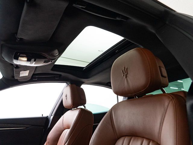 MASERATI MASERATI GHIBLI Sedan 2023