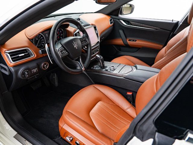 MASERATI MASERATI GHIBLI Sedan 2023