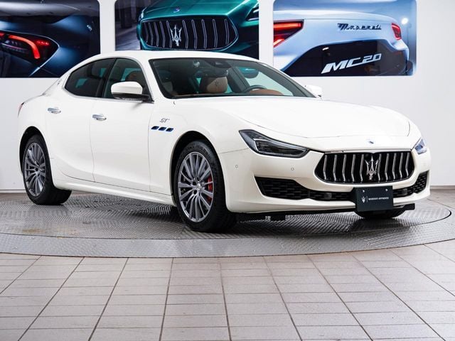 MASERATI MASERATI GHIBLI Sedan 2023