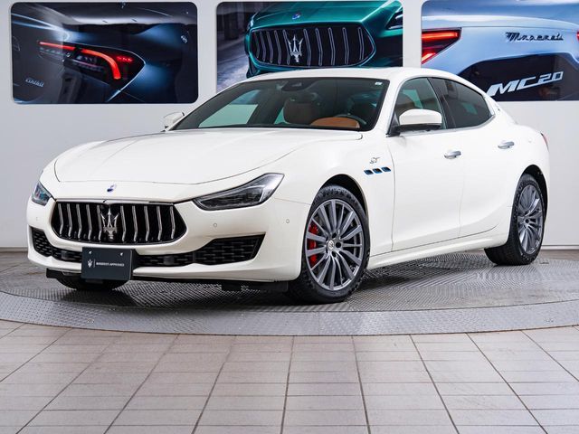 MASERATI MASERATI GHIBLI Sedan 2023