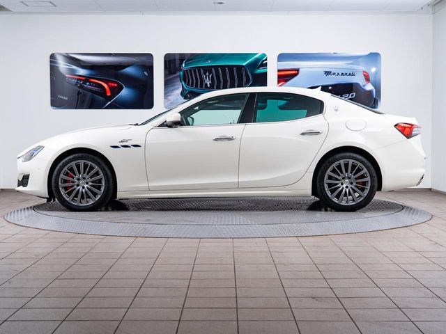 MASERATI MASERATI GHIBLI Sedan 2023
