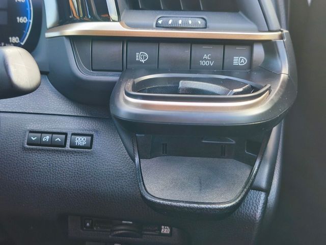 TOYOTA CROWN SPORT 2024