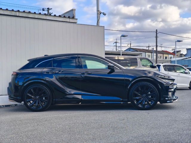 TOYOTA CROWN SPORT 2024