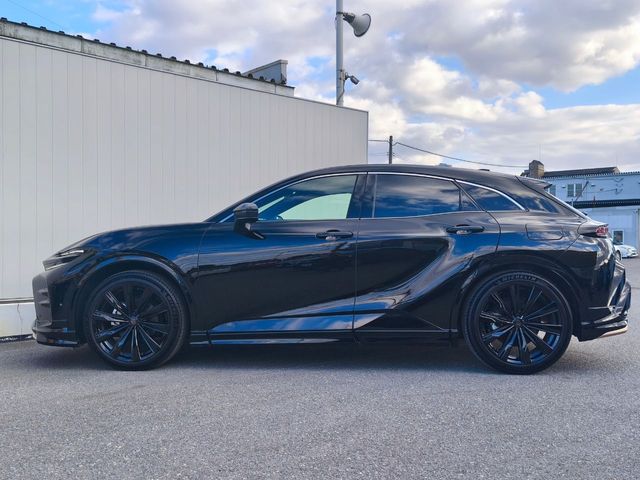 TOYOTA CROWN SPORT 2024