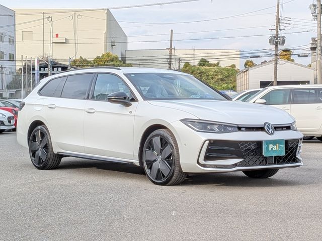 VOLKSWAGEN VOLKSWAGEN PASSAT wagon 2025