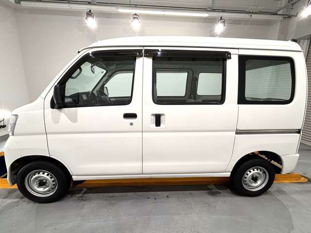 DAIHATSU HIJET CARGO 4WD 2012