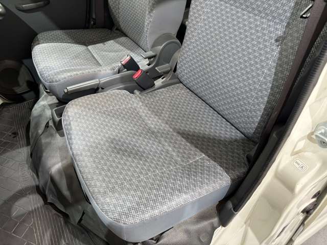 DAIHATSU HIJET CARGO 4WD 2012