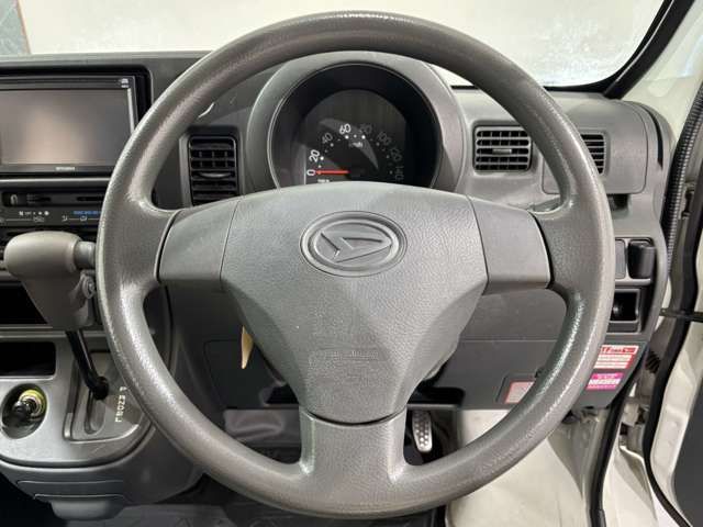 DAIHATSU HIJET CARGO 4WD 2012