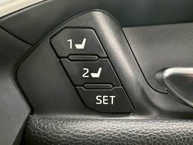 TOYOTA RAV4 4WD 2022