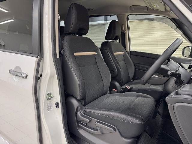 NISSAN SERENA  WG 2023