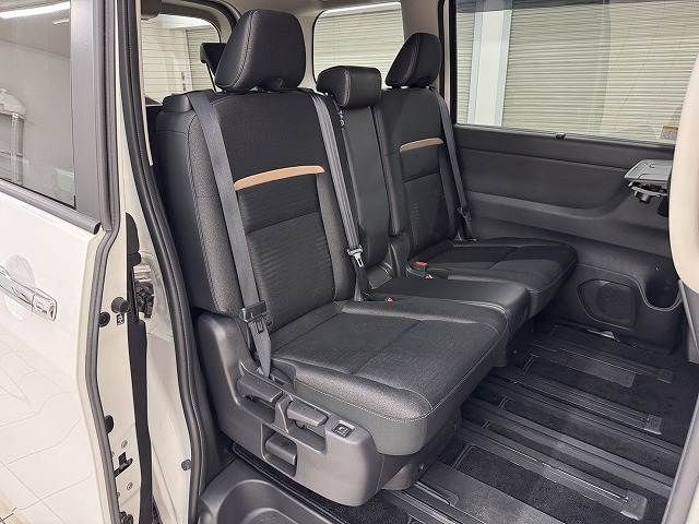 NISSAN SERENA  WG 2023