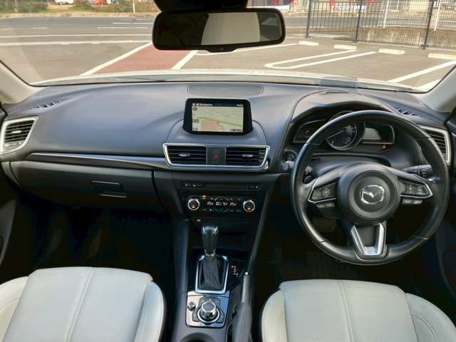 MAZDA AXELA SPORTS 2016