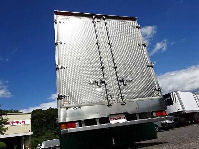 MITSUBISHI CANTER 2019