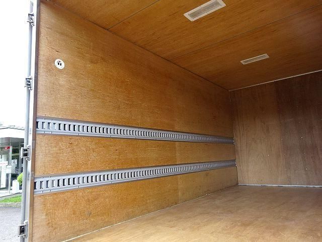 MITSUBISHI CANTER 2019