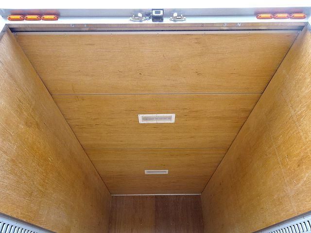 MITSUBISHI CANTER 2019