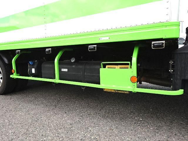 MITSUBISHI CANTER 2019