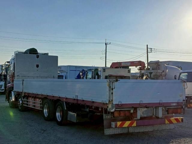 NISSAN DIESEL Quon 2013